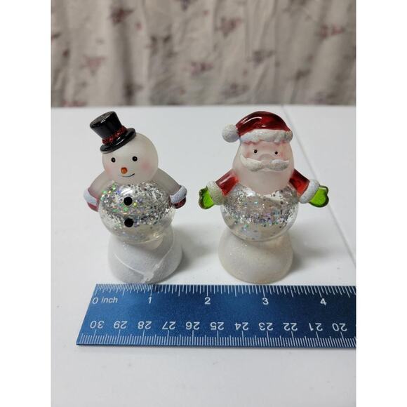 LED Lighted Color Changing Snowman & Santa Claus Christmas Snow Globe Glittering - Picture 3 of 6